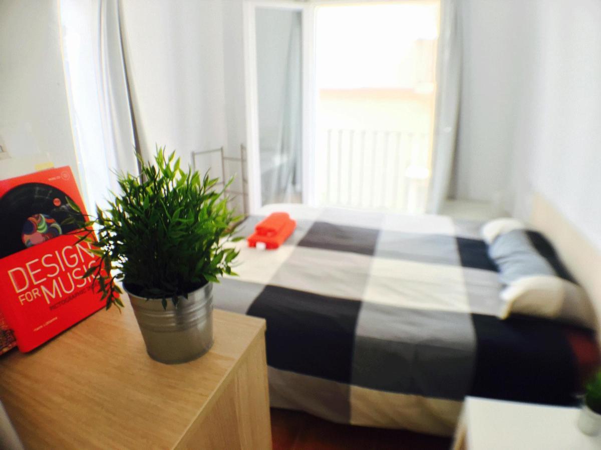 Centro + Wifi+ 2 Camas De Matrimonio +Playa Lejlighed Cádiz Eksteriør billede
